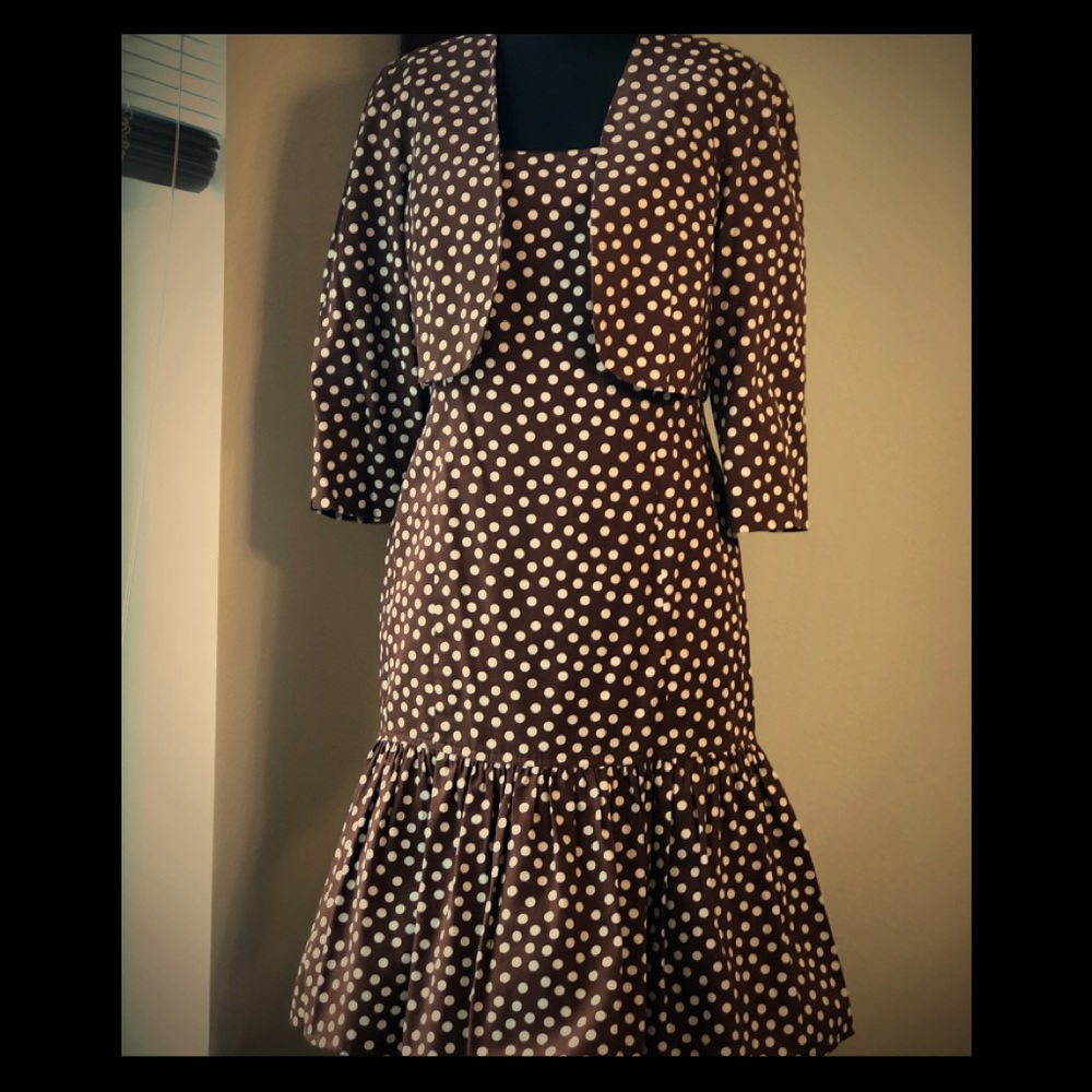 Talberts Dress ***GORGEOUS VINTAGE BROWN WHITE **💕USED